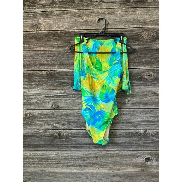 Catalina Other - Catalina 1 piece with skirt swimsuit